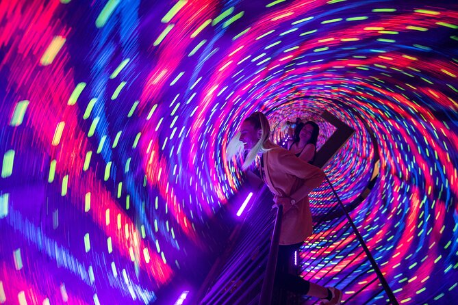 A Fantastic Visit To The Museum Of Illusions Seville - Who should book this Museum of Illusions Sevilla ticket?