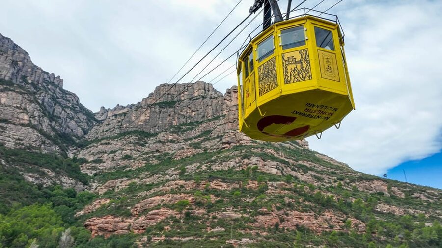 Aeri de Montserrat Cable Car Ticket - Food, crowds, and what to do after you arrive