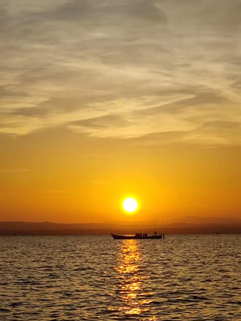 Albufera: Sunset and visit to the barraca - Albufera sunset at Rosa la Barquera Pier, what the hour feels like