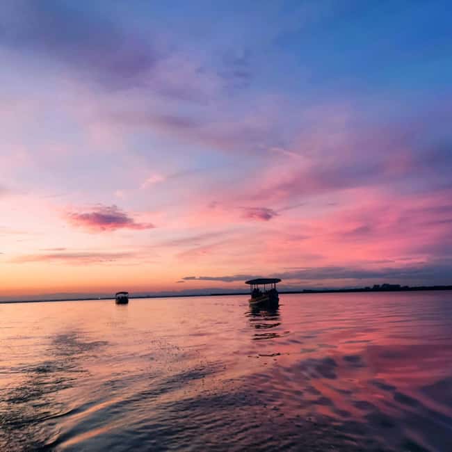 Albufera: Sunset and visit to the barraca - Getting there from Valencia: EMT bus 24 to the pier area