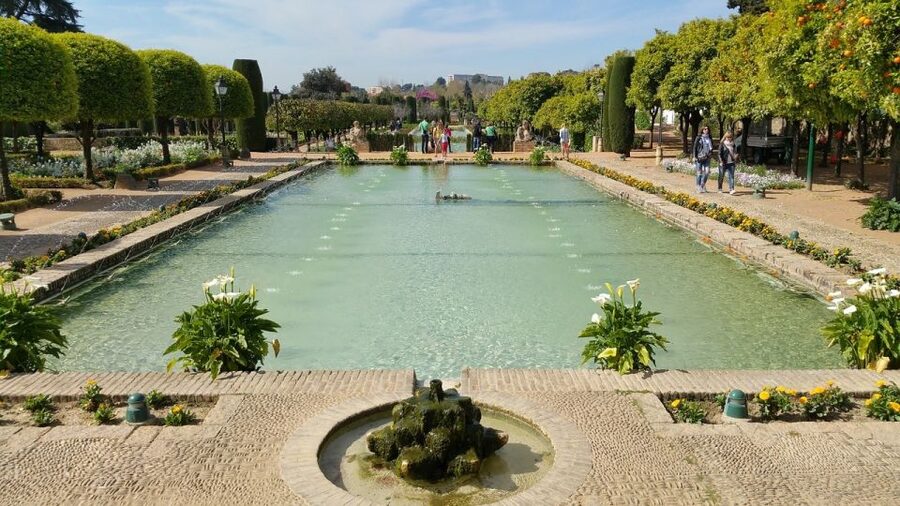 Alcazar of Cordoba Entry Ticket and Guided Tour - Watchtowers: panoramic views that pay off quickly