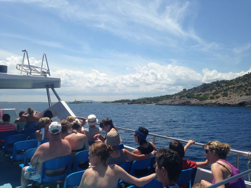 Alcudia: Boat Trip to Coll Baix - About the “glass bottom boat” claim