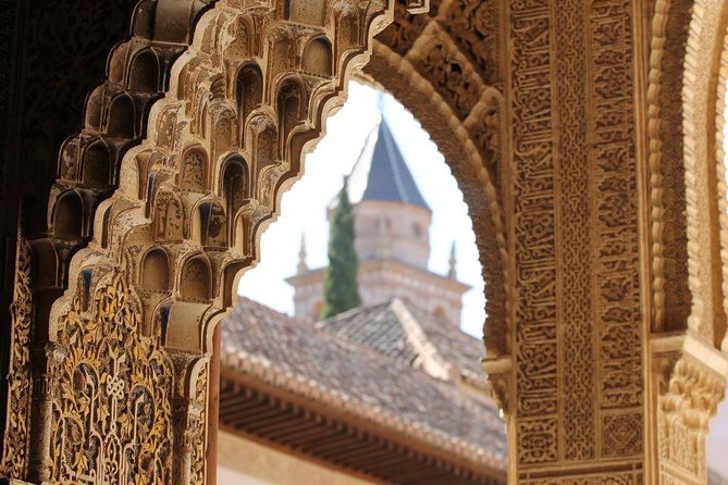 Alhambra Private/Small Group Tour & Nasrid Palaces Skip the Line - Price and value: is $107.63 worth it?