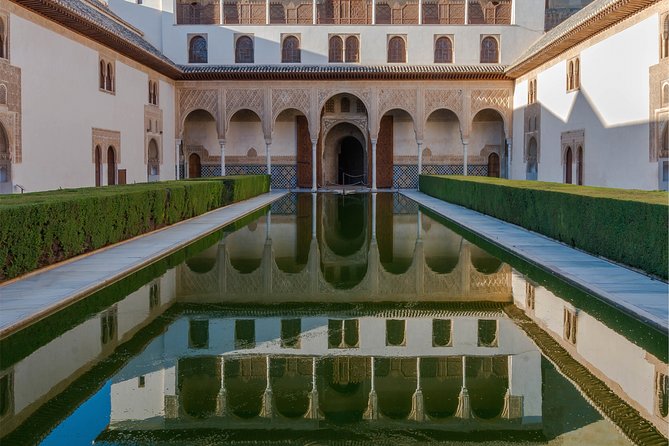 Alhambra Skip-the-line Private Tour including Nasrid Palaces - Price and value: Is $338.76 per person worth it?