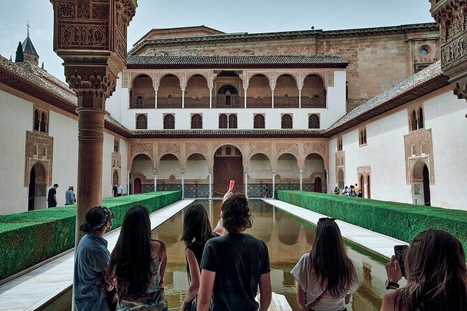 Alhambra Ticket Last Minute Deals - Palace of Carlos V: A Renaissance Shape in a Moorish World