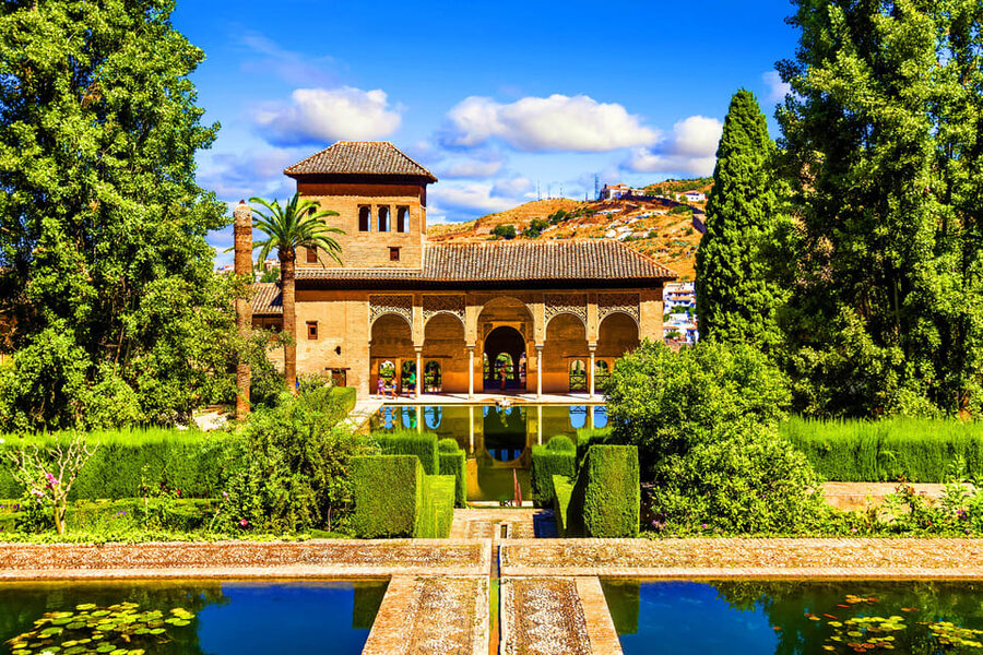 Alhambra: Ticket with Audioguide - Your 3-hour plan inside the Alhambra complex