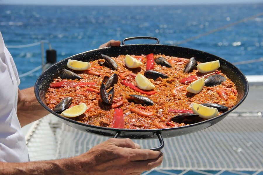 Alicante: 6-Hour Catamaran Cruise to Tabarca Island - Setting Sail From Alicante: Getting Onboard Without Stress