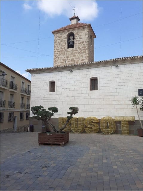 Alicante: Canelobre Caves & Busot Tour including transfer - Timing, group size, and why this tour avoids the mass-crowd feel