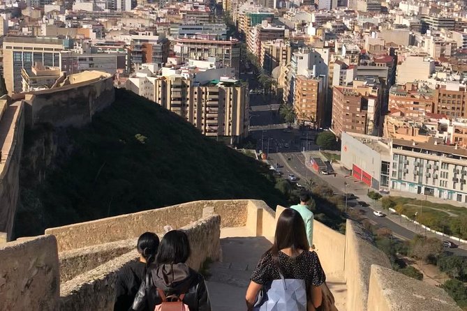 Alicante Historic Small Group Tour with Tapas Tasting - First stop at Mercat Central dAlacant: tastings that set the tone