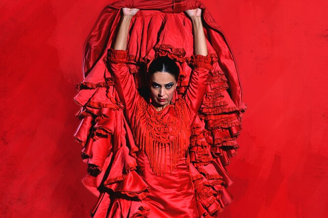 Authentic Flamenco Show at the Teatro Flamenco Sevilla - Getting there in Seville: walking the last minutes