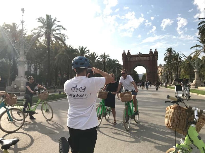 Barcelona: 1.5-Hour Sightseeing Tour by Bike/Electric Bike - Why this 1.5-hour bike tour is such good Barcelona value