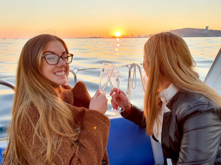 Barcelona: 2-Hour Sailboat Tour with Snacks and Drinks - Arriving at Moll de la Marina, berth 1421, aboard Amaris
