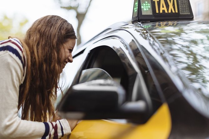 Barcelona Airport Private Arrival Transfers - Vehicle Size, Group Fit, and Child Seats