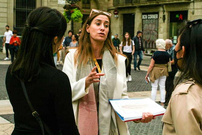 Barcelona all included: Sagrada, Park Güell, Montjuic & Gothic - Park Güell: one hour inside with included entry and no rush