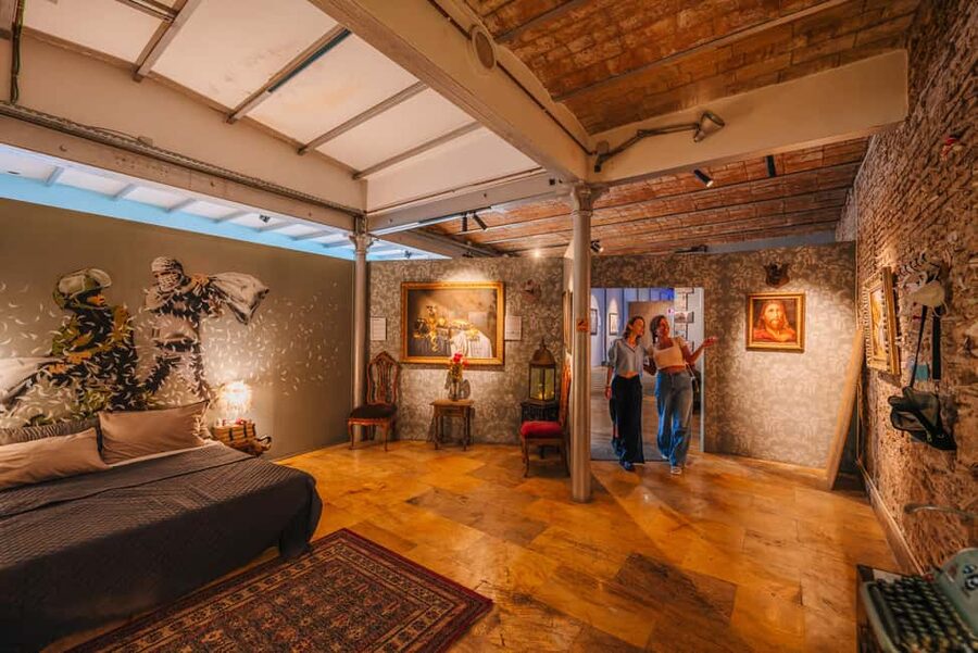 Barcelona: Banksy Museum, Permanent Exhibition Ticket - Photo Stops and Label Reading: Making Your Time Count