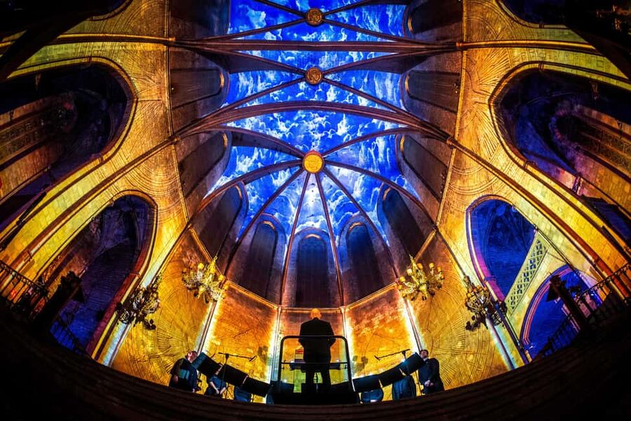 Barcelona Basilica: Immersive Light and Sound Show - LUMINISCENCE - When this is a great match, and when you should skip it