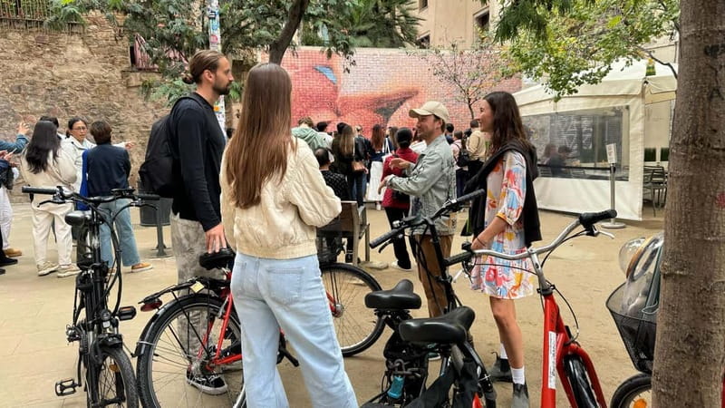 Barcelona: Bike or eBike Tour, Top Sights & Local Insights - Three Hours on Two Wheels, why this route works
