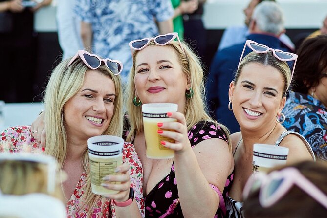 Barcelona Boat Party Cruise with Drinks & Live DJ - Getting to The Coconut Club: the easiest part of your night