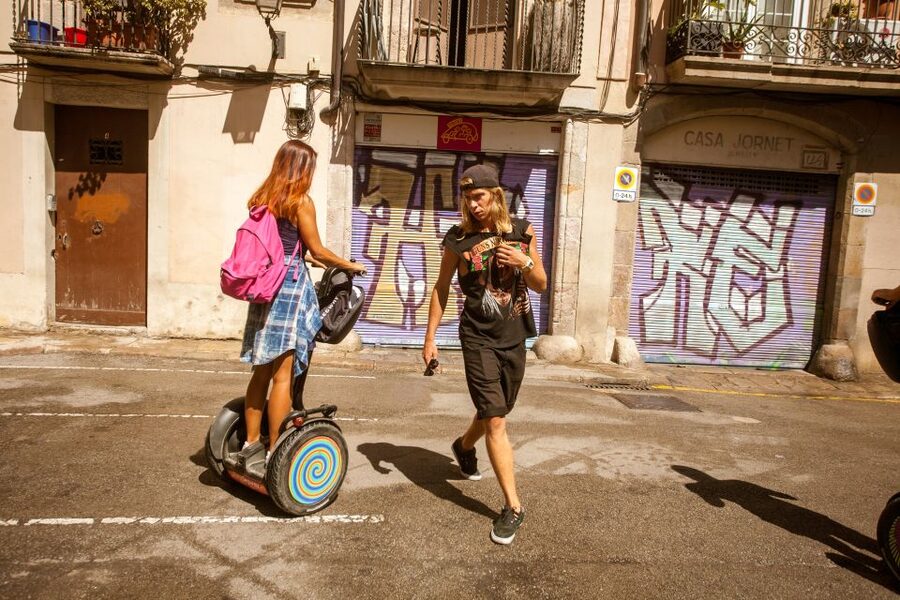 Barcelona: City Highlights Guided Segway Tour - Columbus, Las Ramblas area, and the El Cap de Barcelona viewpoint