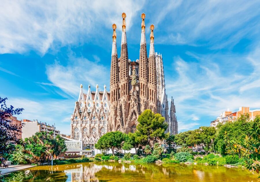 Barcelona: City Sightseeing Hop-On Hop-Off Bus Tour - What the audio guide and on-board perks really do for you