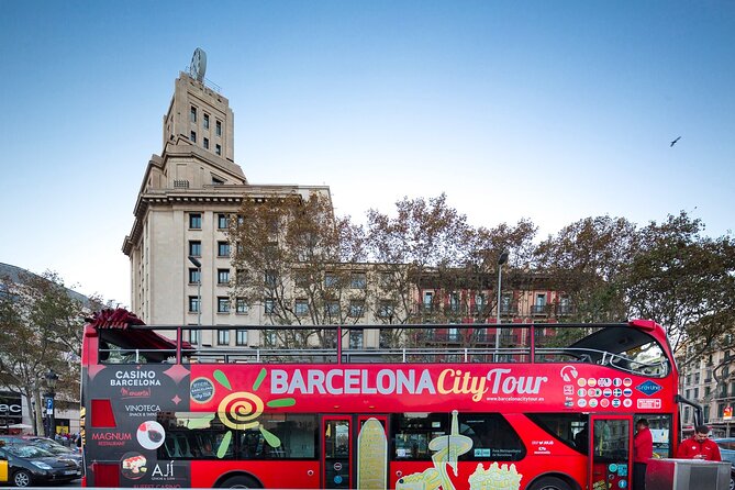 Barcelona City Tour Hop-On Hop-Off with Optional Boat - Boat add-on: the 1-hour catamaran and how not to lose your day