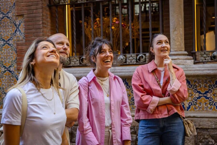 Barcelona: City Walking Tour with a Local Guide - Key things I’d prioritize on this tour