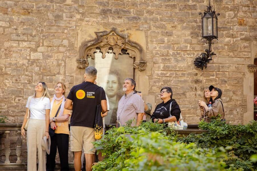 Barcelona: City Walking Tour with a Local Guide - Why This 2-Hour Gothic Quarter Walk Feels Like a Timeline
