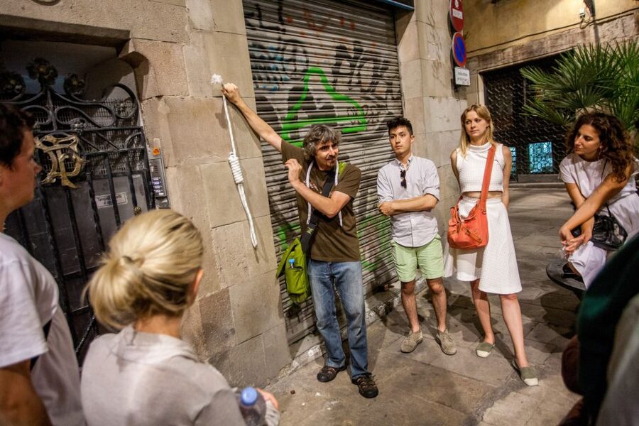 Barcelona: Dark History Night Walking Tour - Legends are allowed, but this is not a ghost tour