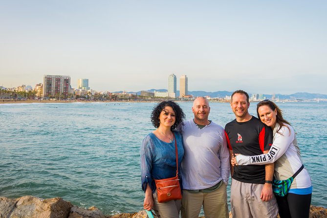 Barcelona E-Bike Photography Tour - The photographer part: how souvenir photos actually help