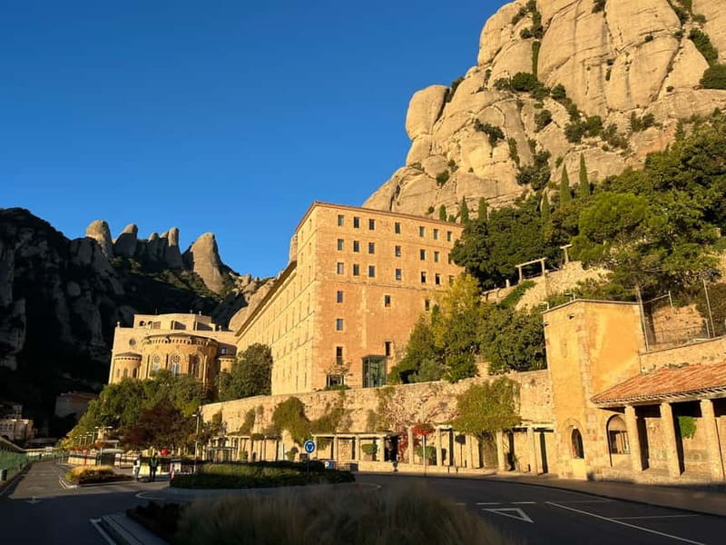 Barcelona: Early Morning Montserrat Trip with Abbey and Hike - Price and Logistics That Make Sense for a 7-Hour Morning