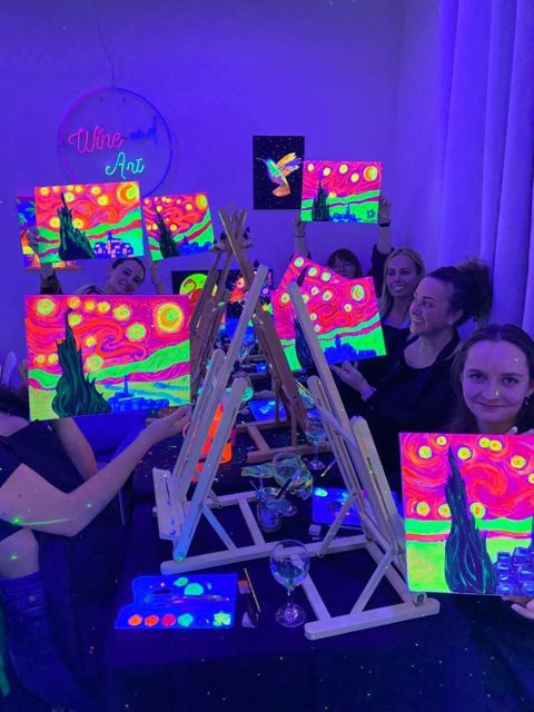 Barcelona: Fluorescent Paint and Wine Workshop - Where to Find It, What to Bring, and What Rules to Know