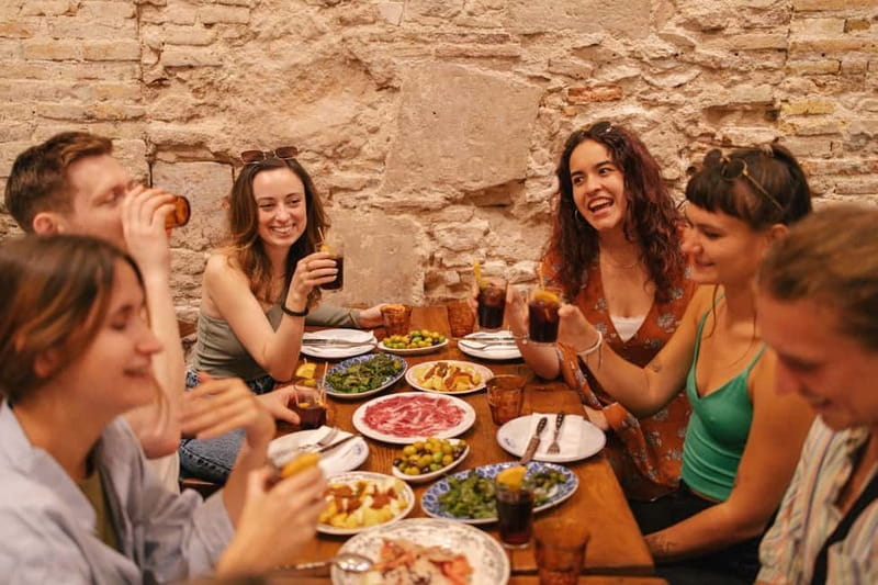 Barcelona: Food Walking Tour with Tapas and Wine - Why a tapas walking tour beats bar-hopping in Barcelona