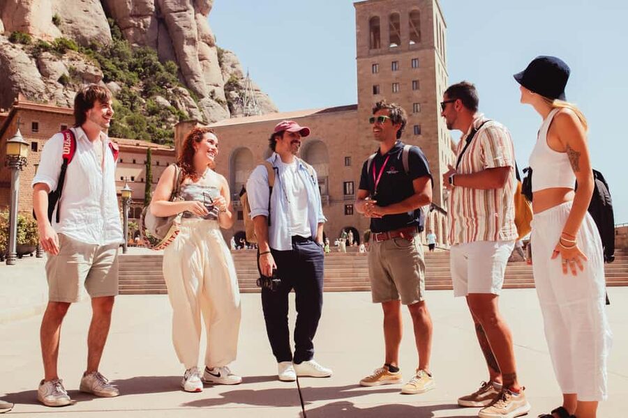 Barcelona: Full-Day Montserrat & Wine Small Group Tour - From Barcelona North Station to Montserrat: the ride time that shapes your day