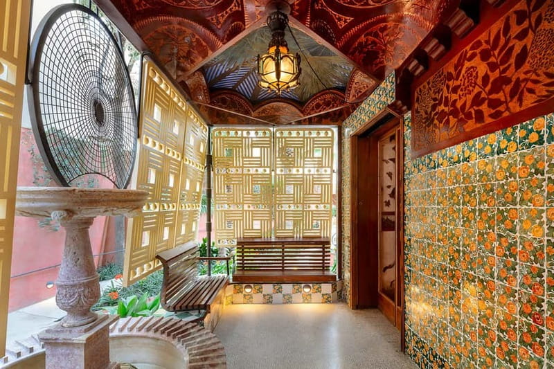 Barcelona: Gaudi's Casa Vicens Skip-the-Line Entrance Ticket - Exterior and garden: where the design starts telling the story