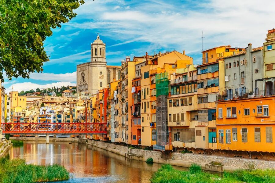 Barcelona: Girona & Costa Brava Small Group Tour with Pickup - Calella de Palafrugell: fishing-village streets and sea-breath beach time
