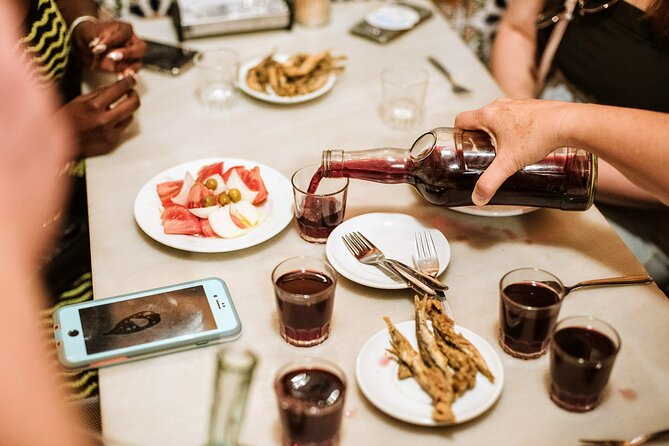 Barcelona Gothic Quarter Tapas & Taverns Food & Wine Tour - How much you walk, and why pacing matters for enjoyment