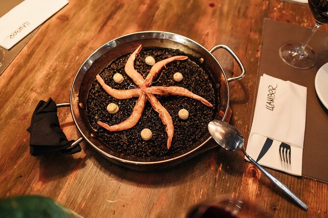 Barcelona: Guided Food Walking Tour with Tapas and Wine - Carrer de Montcada and Basque-Style Pintxos: Choose Like a Local