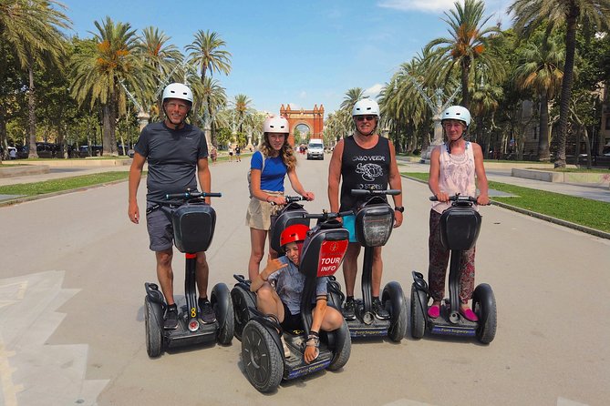 Barcelona Guided Tour on Segway - Port Vell and Port Olímpic: yachts, marina energy, sea-breeze riding