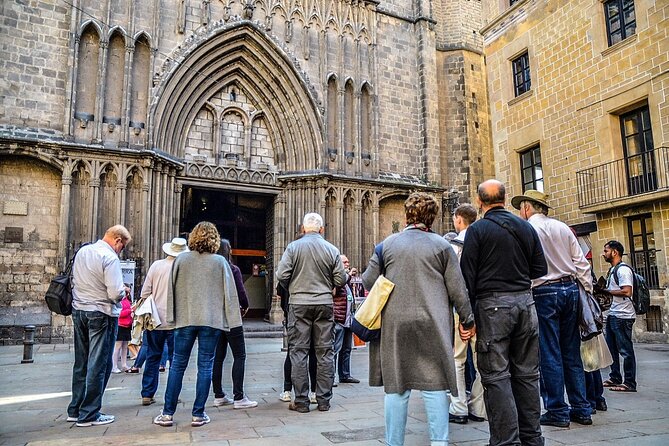 Barcelona Highlights Guided Tour with Monjuic Cable Car - Price and value: what $47.06 buys you in real time