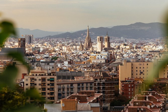 Barcelona Highlights & Hidden Gems Private Tour - Your guide as an itinerary editor, not just a walking narrator