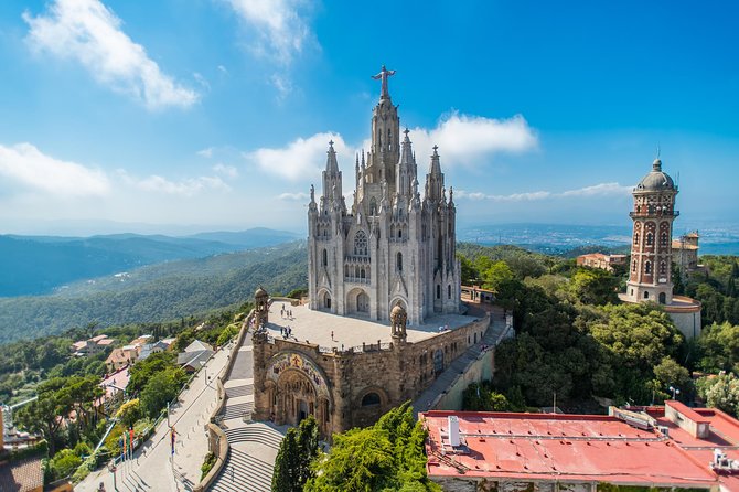 Barcelona Highlights Private Guided Tour with Hotel Pick-up - Casa Batllo and Casa Amatller: panoramic views that set up the next visit