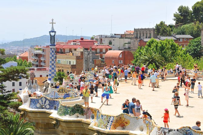 Barcelona Highlights Private Guided Tour with Hotel Pick-up - Passeig de Gracia and La Manzana de la Discordia: architecture lovers get their moment