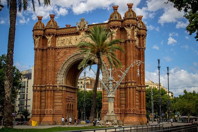 Barcelona Highlights Small Group Tour with Hotel Pick Up - Passeig de Gràcia modernism plus Sagrada Familia outside