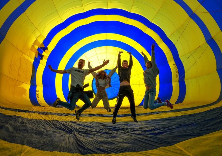 Barcelona: Hot Air Balloon Ride with Optional Transportation - Key things that make this balloon ride special