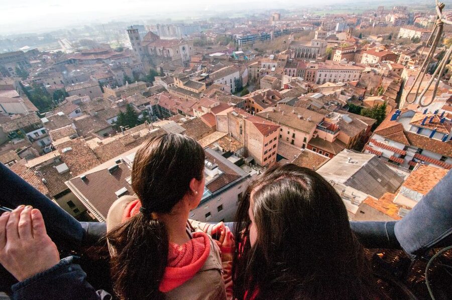 Barcelona: Hot Air Balloon Ride with Optional Transportation - The landing celebration: Cava toast, brunch vibes, and your certificate
