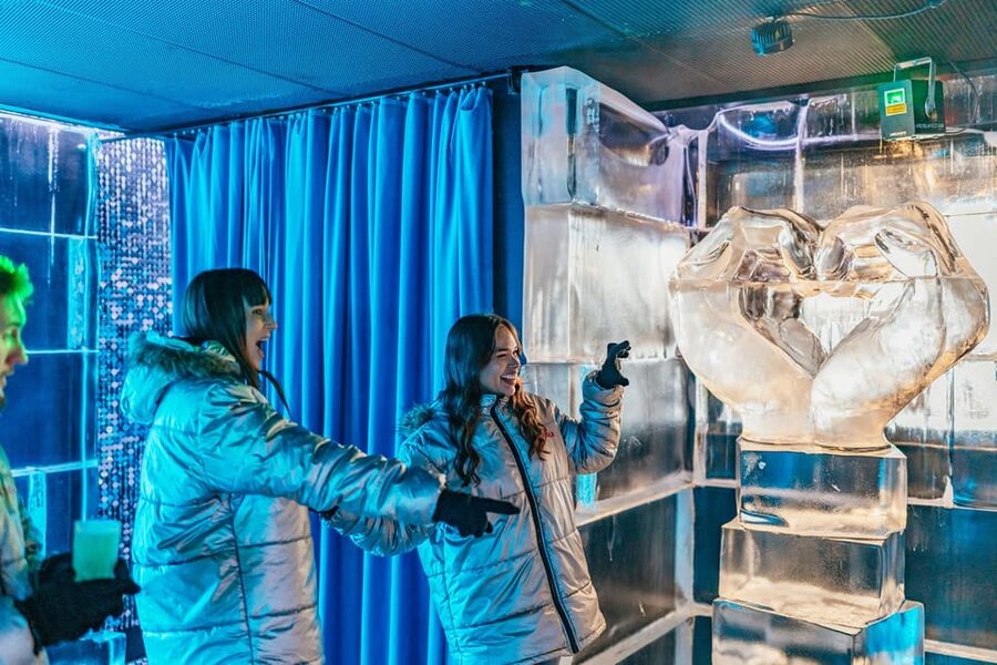 Barcelona: Icebar experience, located at the beach !! - Included Drink in an Ice Glass: what you should expect