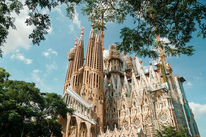 Barcelona in 1 Day: Sagrada Familia, Park Guell,Old Town & Pickup - Key Highlights You Should Know