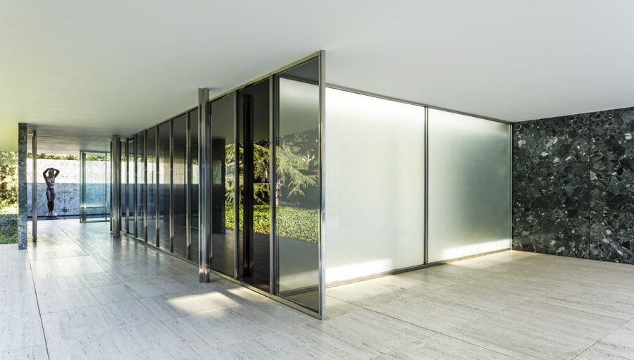 Barcelona: Mies van der Rohe Pavilion Ticket and Audio Guide - A calm visit, even if the site is being used professionally