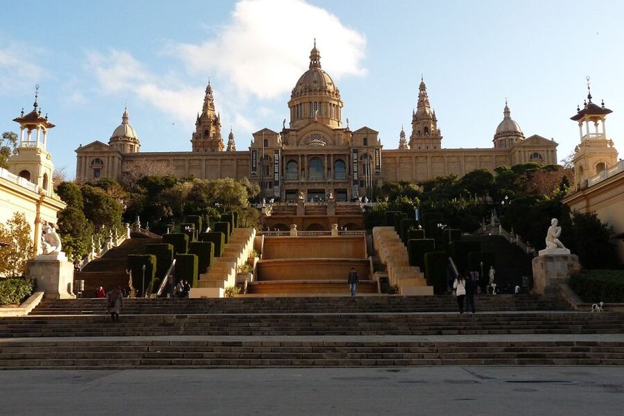 Barcelona: Montjuïc Cable Car Ticket with Audio Guide - Who this Montjuïc plus audio walking tour is best for