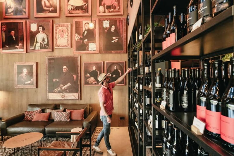 Barcelona: Montserrat, Cogwheel, Black Madonna & Winery Tour - Lunch or tapas at the winery, then time for vineyards